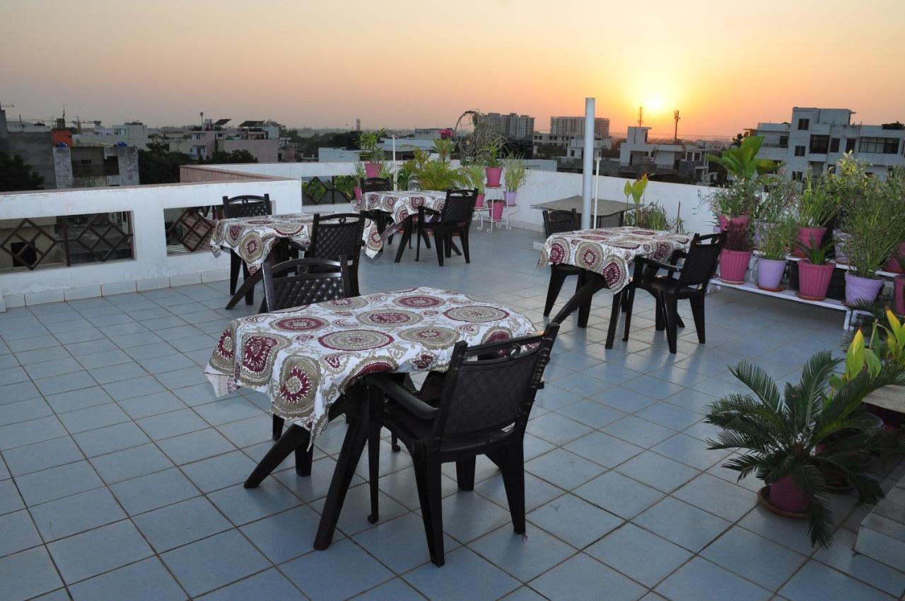 Michael'S Homestay Jaipur Exteriör bild